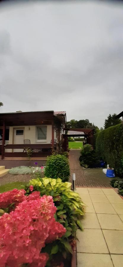 Bungalow Idylle Am See Нойрупин Екстериор снимка
