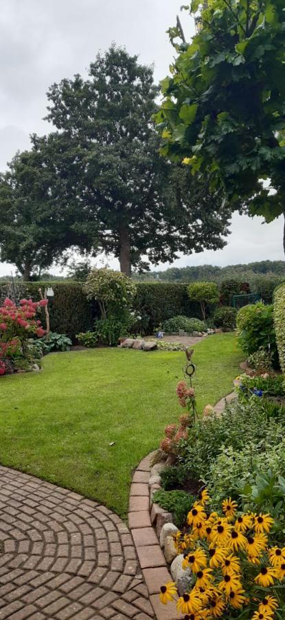 Bungalow Idylle Am See Нойрупин Екстериор снимка